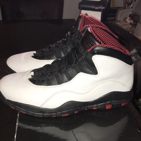 Air Jordan Retro 10. “Chicago” (2012) - Picture 3 of 7